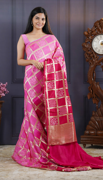 Dola Silk Saree with Bhandni  Weaving - Pink