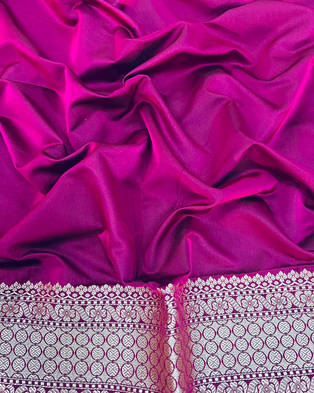 Kathan  Banaras saree with Pichwai  Weaving Buttes Ana Kaddi Border -Magenta