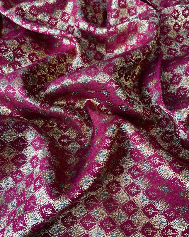 Munga Banaras Saree with Golden Buttes and Meena Kari Border - Cream & Magenta