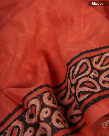 Mul cotton saree with block floral print - Rust Orange