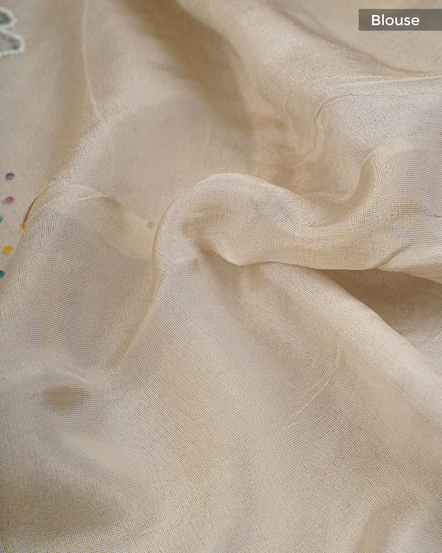 Tissue Crepe Scallop Work with Kardana Border- Half White