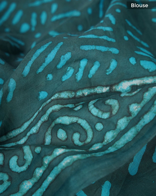 Cotton saree with block print and lace border - Teal Green