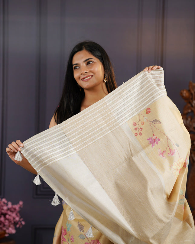 Tusser Silk Saree With Digital Floral Design - Tan