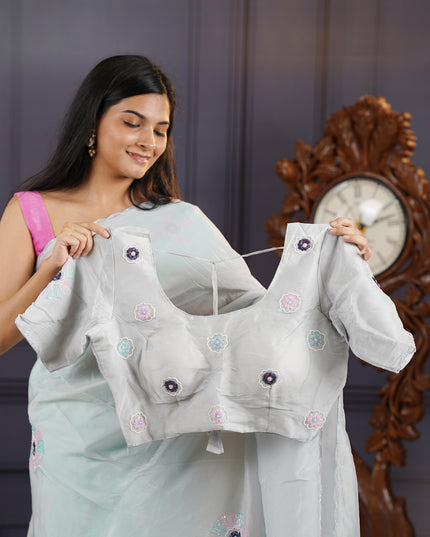 Russian Crape Saree Kardhana with Scallop Border