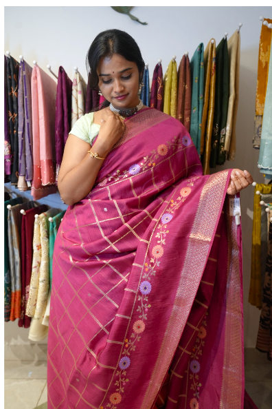 chiniya silk saree with zari checks,meenakari work and zari border-pink