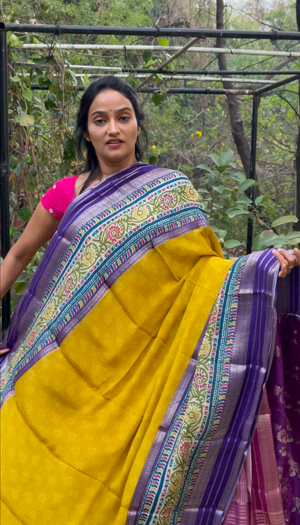 Chinnon Crape  Saree  Floral  Print with Golden Border - Mehandi Green