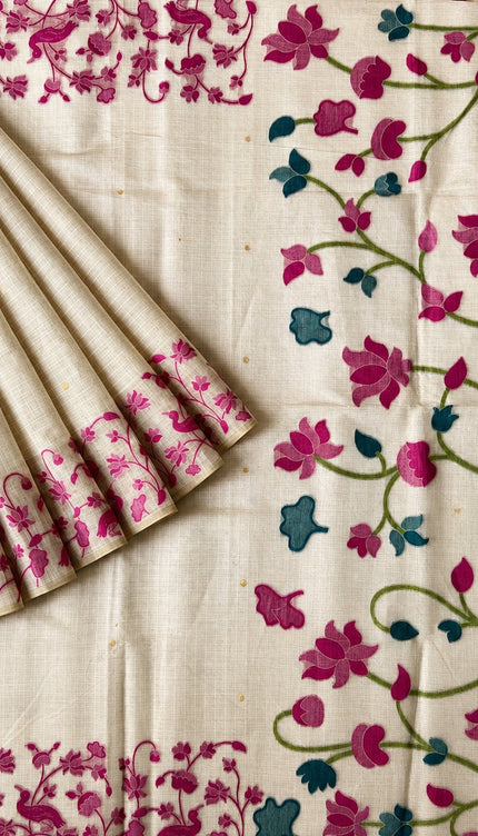 Cotton Chanderi Jamdani Saree with Checks Design and floral Print  Border - Cream & Pink
