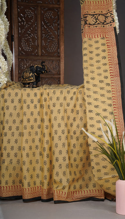 Mul cotton saree with block print and contrast border - Beige