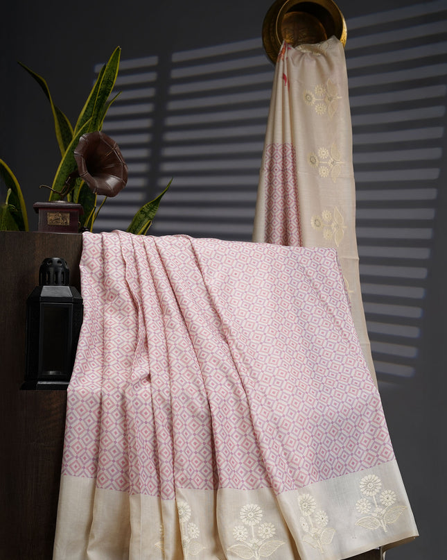 Semi Tusser Silk Saree With Contrast Border And Thread Embroidery Butties -  Beige Pink