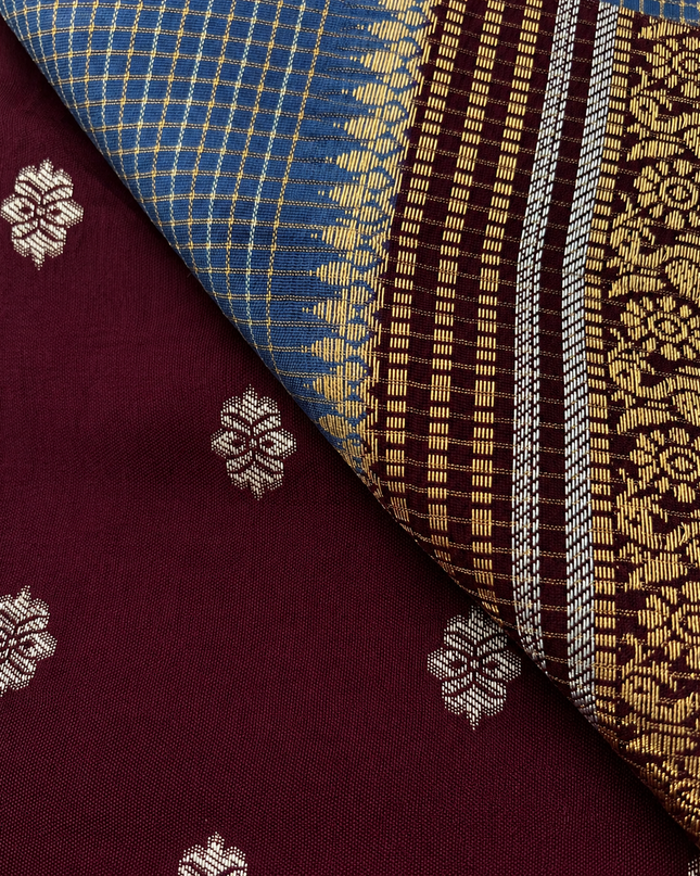 Green Silk Saree With Golden Zari Butties And Kanchi Border - Grey & Maroon