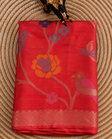 Chanderi  Silk Saree with All over Jamdani weaving style and golden Zari border - Pink