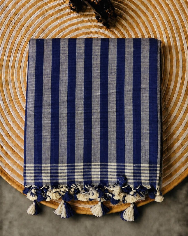 Cotton Saree With Checks Design and Tassels - Blue