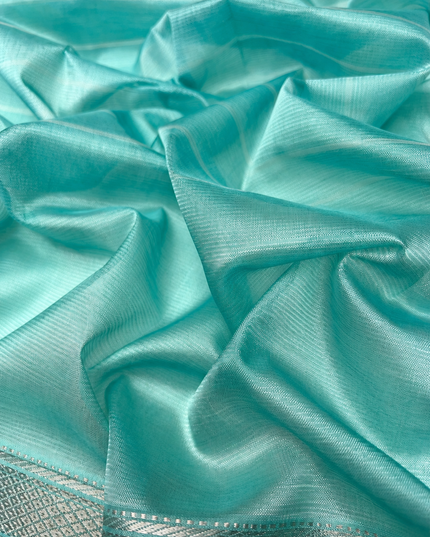 Mangaligiri Silk  Saree with  Thread  Weaving Checks Design and Golden Zari Temple  Border -  Sea Green