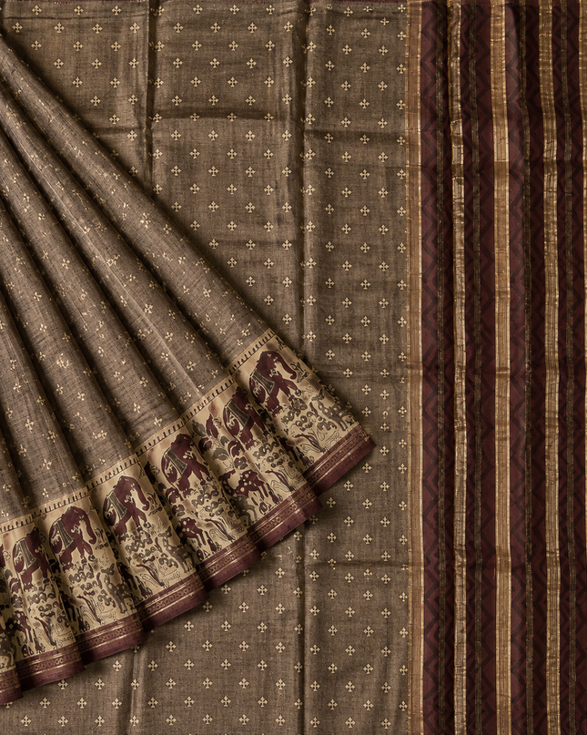 Munga Silk Saree With Floral Print and Kalmkari Border - Light  grey