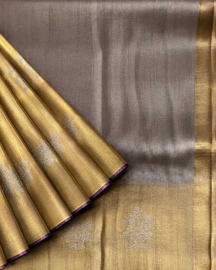 Tissue Banaras saree Self Weaving  Floral Butties  Contrast small Border - Silver & Gold