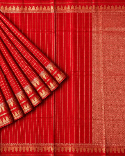 Green Silk Saree with Checks Design And Temple Design Border - Red