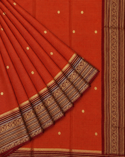 Green Silk Saree With Golden Zari Butties And Kanchi Border - Orange & Rani Pink