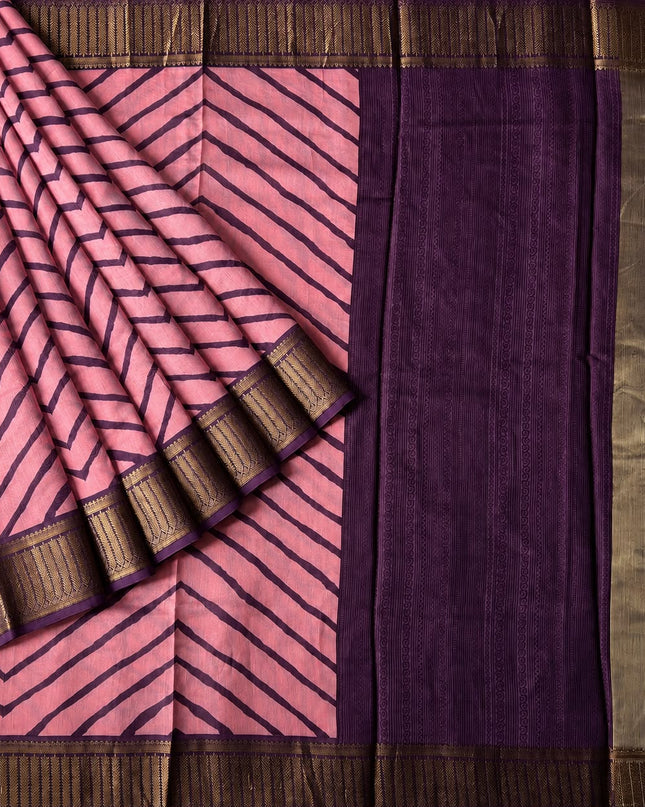 Maheshwari Silk With Zig Zag Print and Antic Zari Border  - Pink