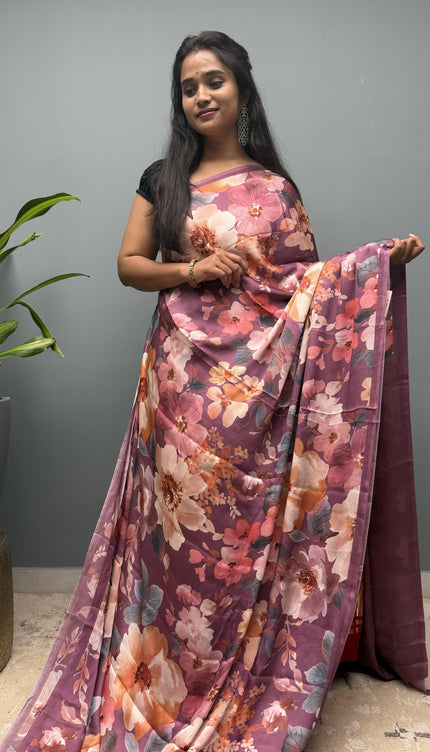 Crepe Saree with Digital Printed with small Border- Light Pink