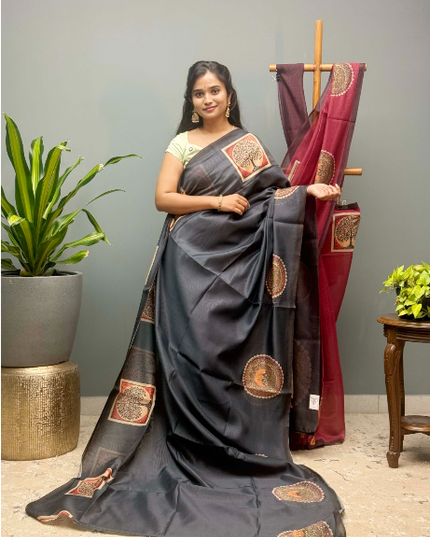 Tusser Silk Saree with Mahbubani Print  contrast Border  -  Grey