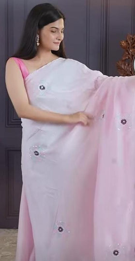 Russian Crape Saree Kardhana with Scallop Border - Light Pink