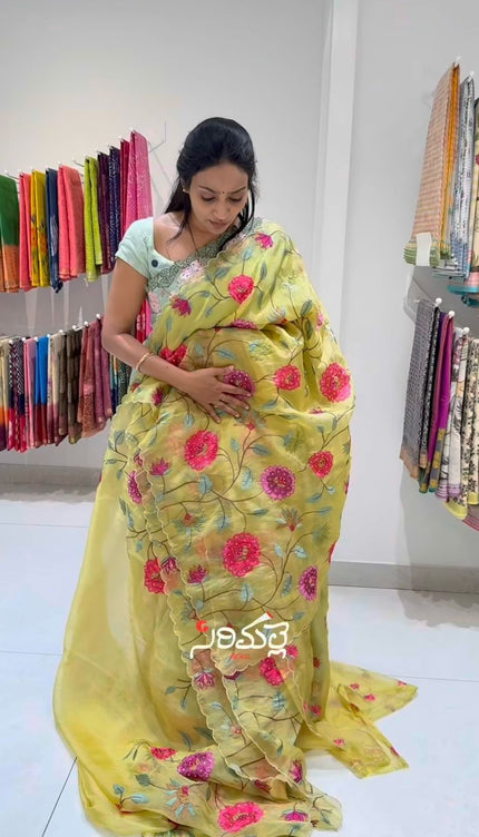 Soft tissue organza saree with Thred work and scallop border - Green