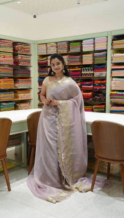 Soft Crush Saree With Peta Work Design And Gold Zari Embroidery Design Border- Light Pink