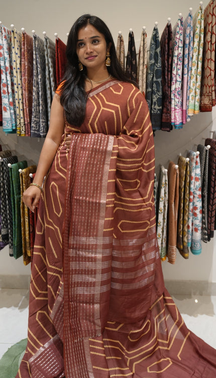Dola silk sarees with Geometrical Design and Zari Stripes Border- Brick