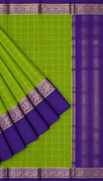 Munga Silk Saree With Vintage Design Golden Checks Design Contrast Border- Green