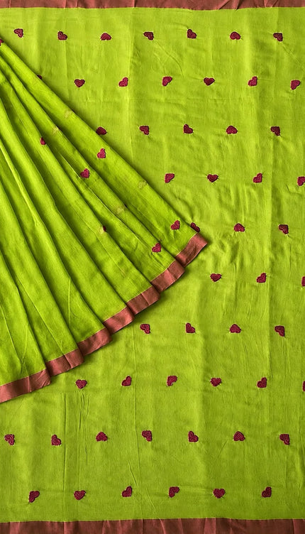 Mul Cotton Saree with Thread Work Buttes and Tassels-  Green