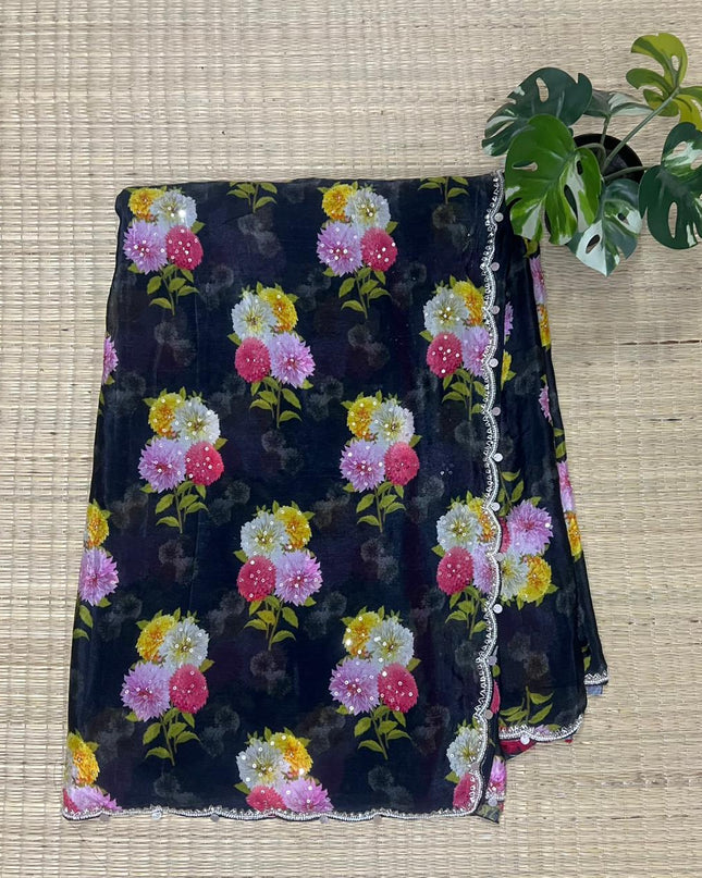 Soft  crepe saree with Floral Print with  Kardhana and scallop border - Black