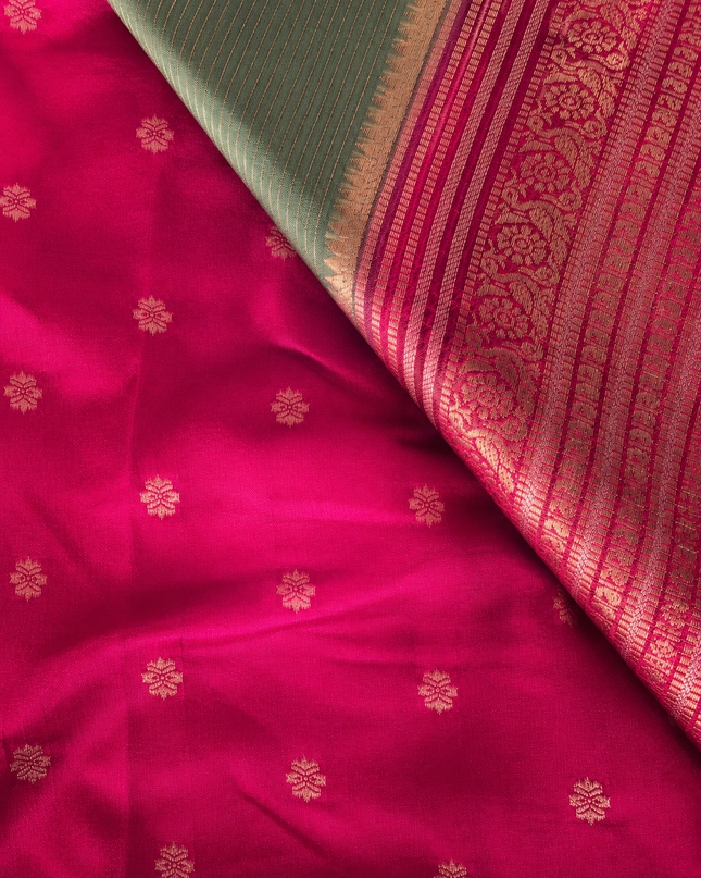 Green Silk Saree With Golden Zari Butties And Kanchi Border - Parrot Green