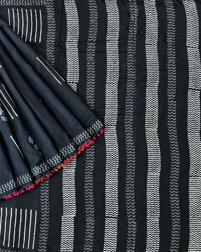 Mul Cotton Saree with Floral Print - Black