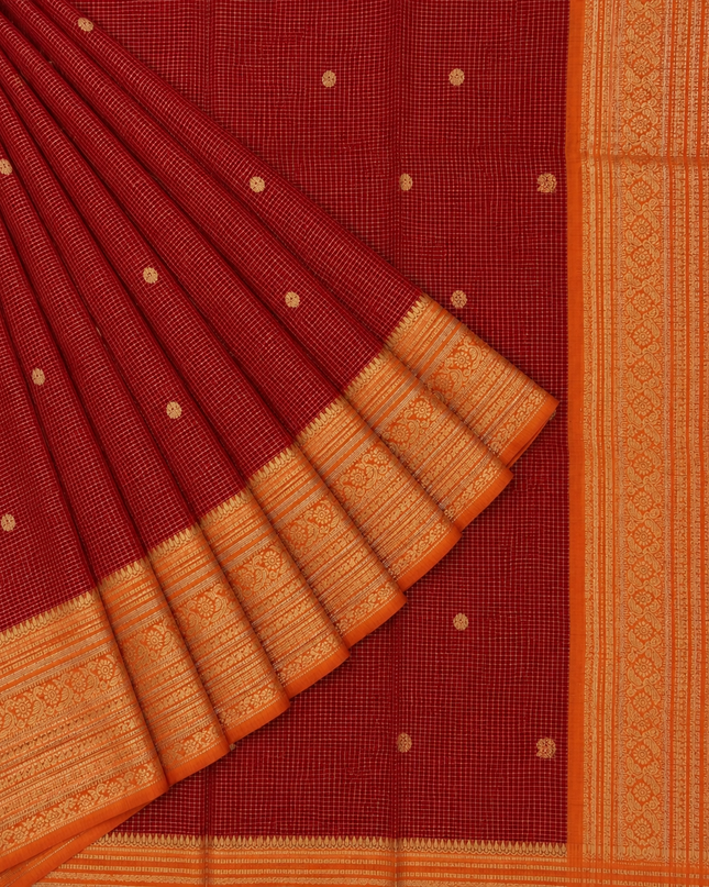 Green Silk Saree With Golden Zari Butties And Kanchi Border - red