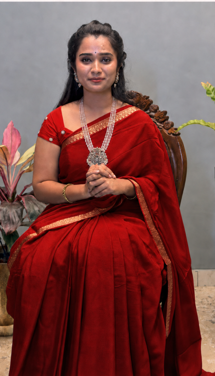 Crepe Saree with Golden Zari contrast Border -Red