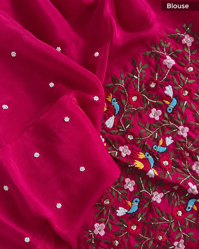 Chinon Silk Saree  with Golden Zari  Weaving Checks Design With Small Butties  Contrast Golden Zari Border -Magenta