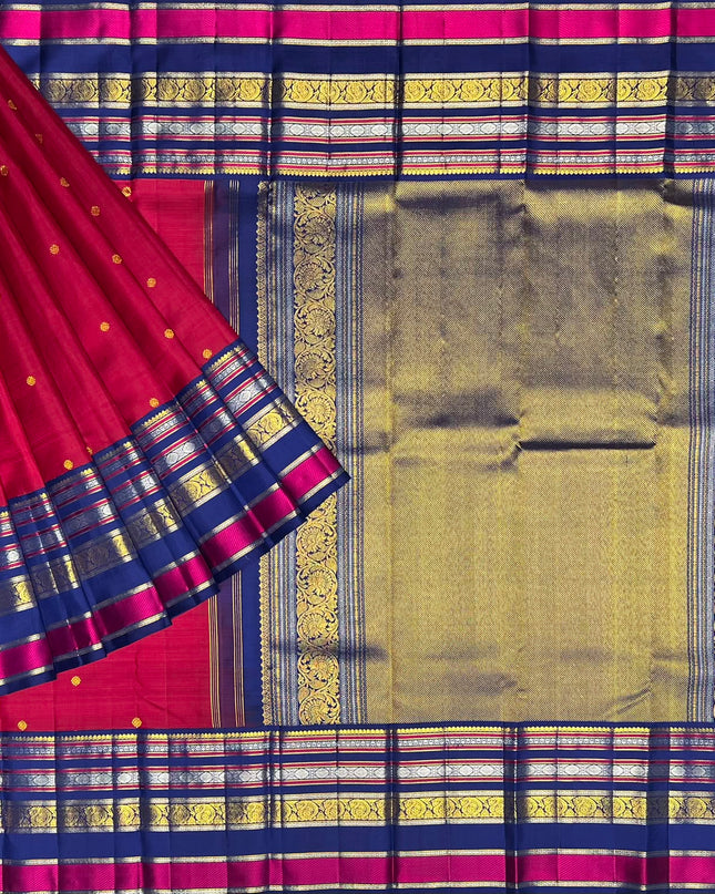 Pure Kanchi Pattu Saree With Allover Rudraksha  Motifs and Contrast Border - Maroon