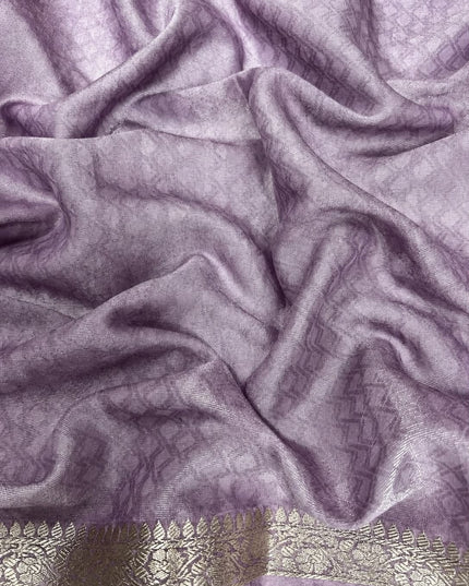 Mul Tissue Saree With Floral Print Small Kanchi Border- White & Lavender