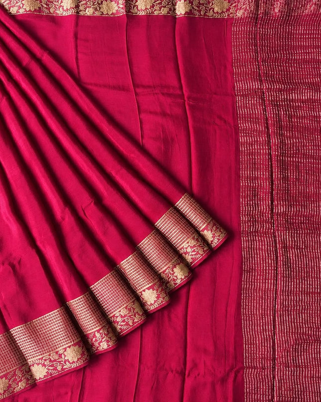 Crepe Saree with Gold Zari  Weaving Border  - Pink