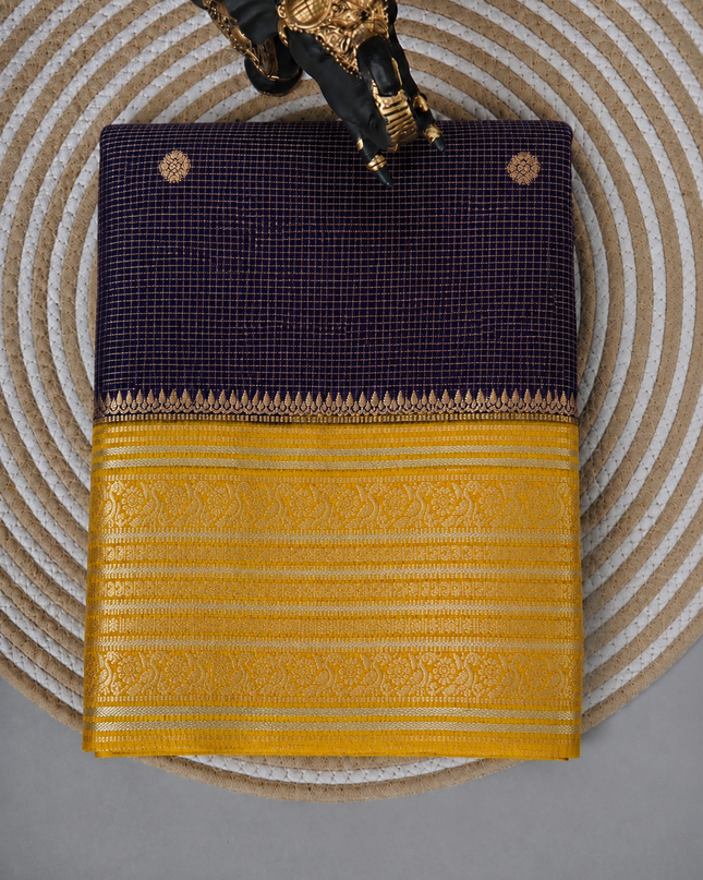 Green Silk Saree With Golden Zari Butties And Kanchi Border -Light Purple