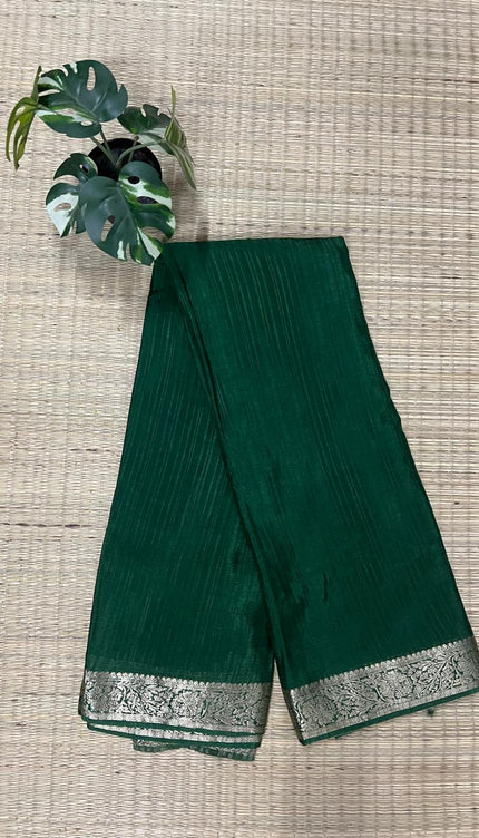 Koren Crepe Saree With All Over Checks Design and Flower Design Border - Bottle Green